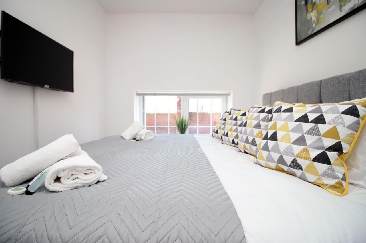 St Thomas Loft Views By Ssw - 2Br, Parking, Sleeps 4, Easy Access To City Centre, Marina, Beach And M4 Swansea Exterior foto