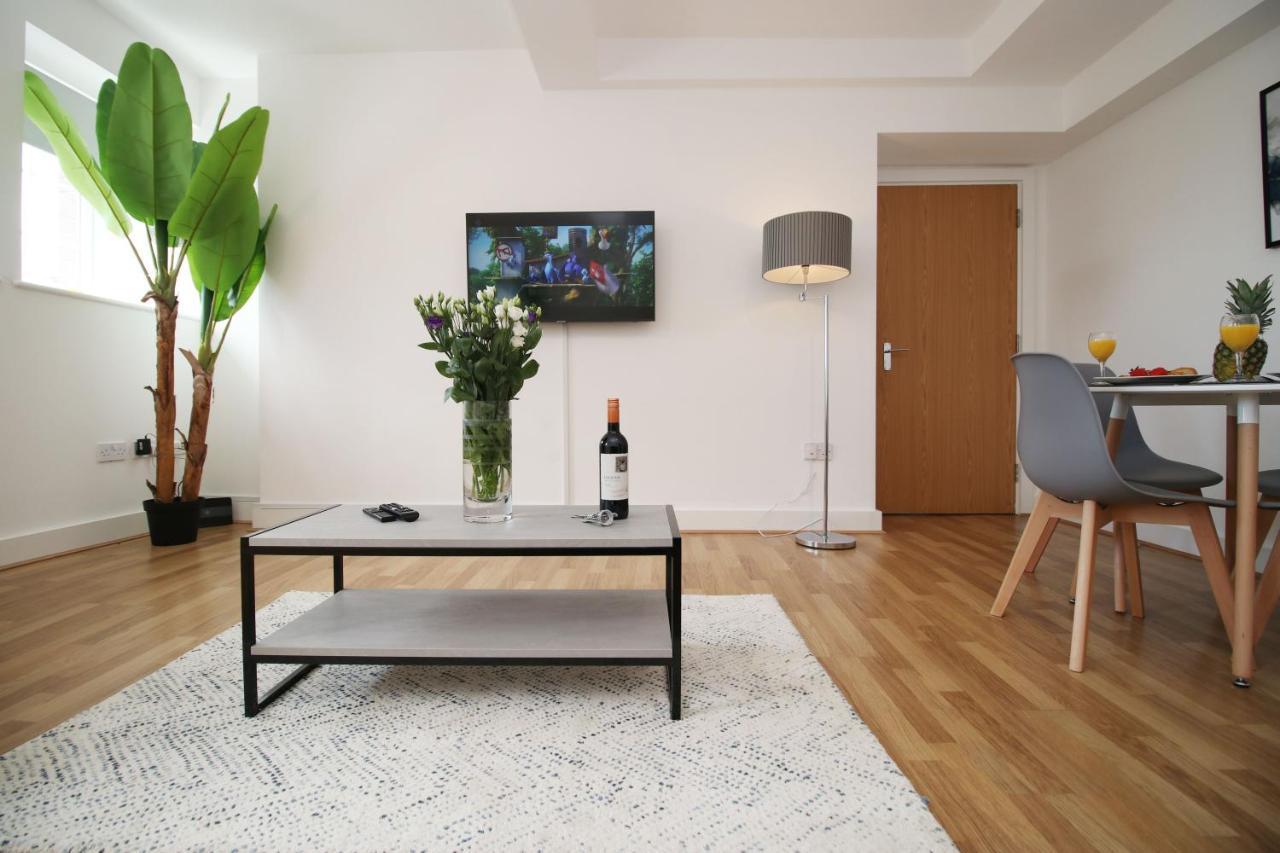 St Thomas Loft Views By Ssw - 2Br, Parking, Sleeps 4, Easy Access To City Centre, Marina, Beach And M4 Swansea Exterior foto