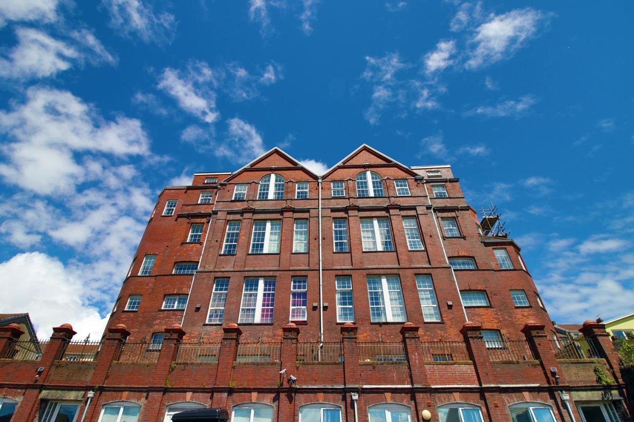 St Thomas Loft Views By Ssw - 2Br, Parking, Sleeps 4, Easy Access To City Centre, Marina, Beach And M4 Swansea Exterior foto