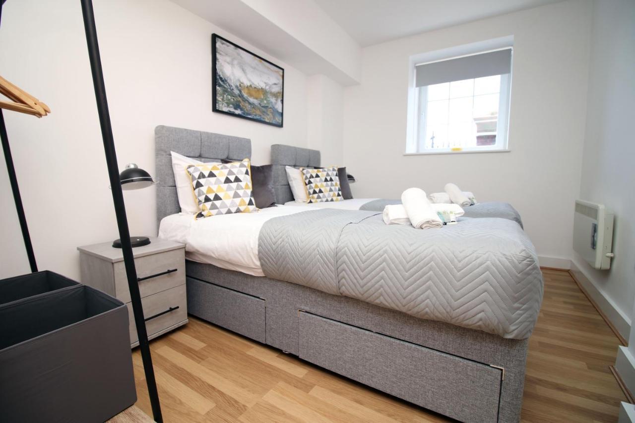 St Thomas Loft Views By Ssw - 2Br, Parking, Sleeps 4, Easy Access To City Centre, Marina, Beach And M4 Swansea Exterior foto