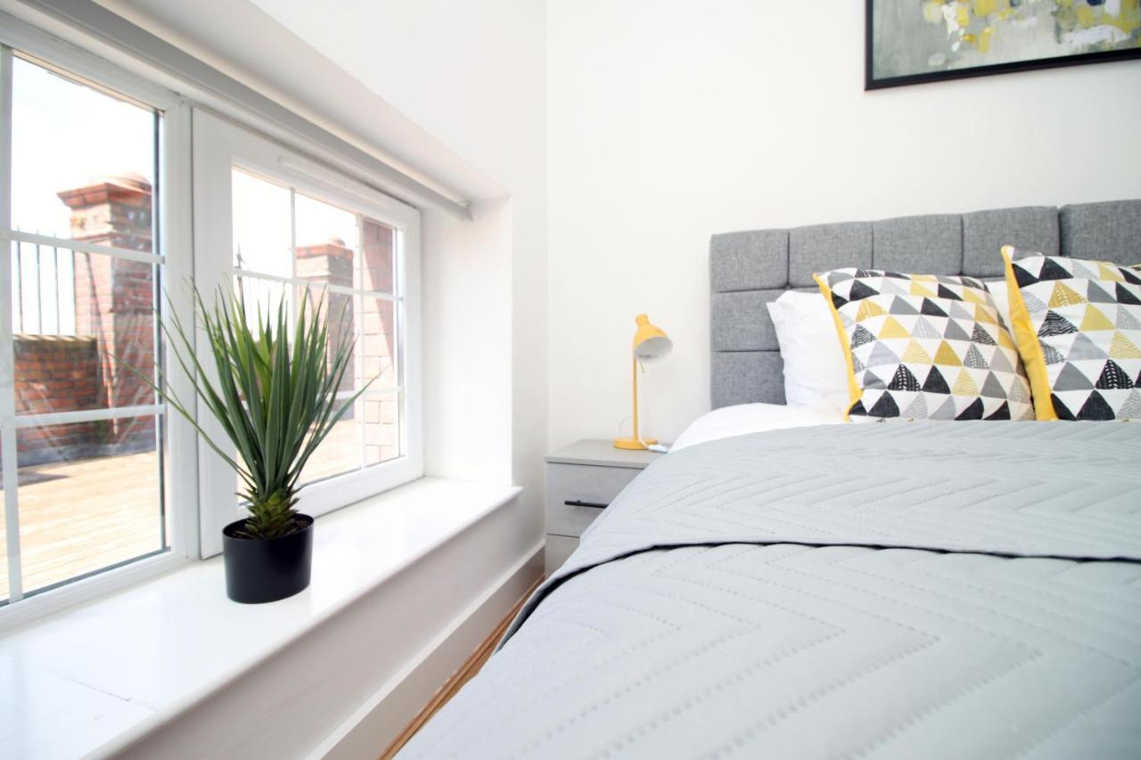 St Thomas Loft Views By Ssw - 2Br, Parking, Sleeps 4, Easy Access To City Centre, Marina, Beach And M4 Swansea Exterior foto